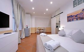 Trevi Feddy'S Apartment